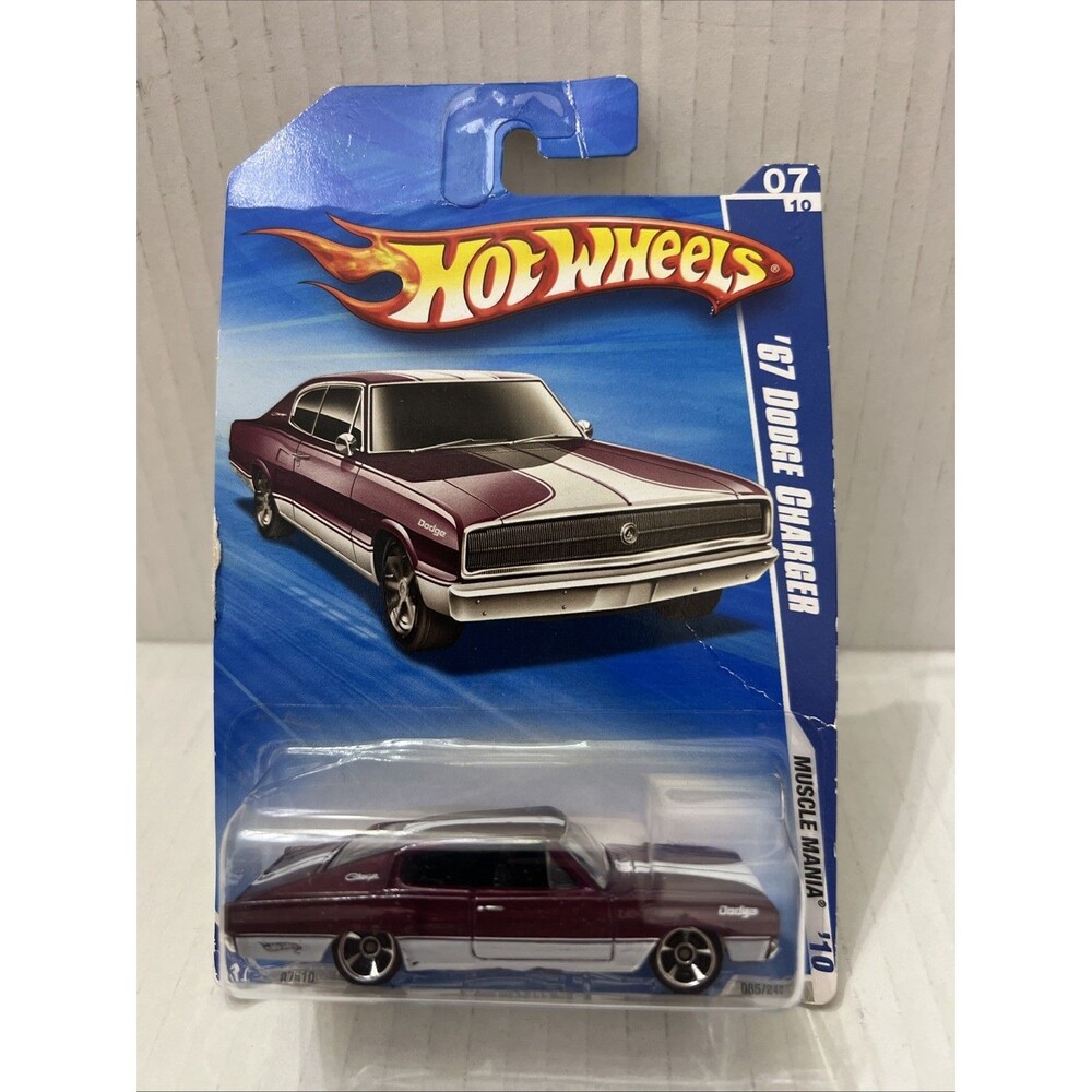 Hot Wheels- Muscle Mania- '67 Dodge Charger K50